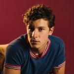 artist image Shawn Mendes Can’t Take My Eyes Off You Wonder (Holiday Deluxe)