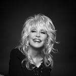 artist image Kenny Rogers & Dolly Parton Island In The Stream Diamonds & Rhinestones: The Greatest Hits Collection