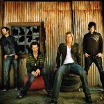 artist image Puddle Of Mudd Moonshine Famous